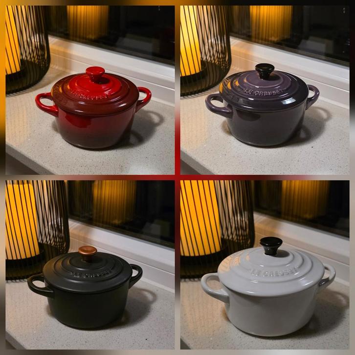 Le Creuset Mini Cocottes - 4 stuks, Huis en Inrichting, Keuken | Potten en Pannen, Nieuw, Koekenpan of Braadpan, Overige materialen