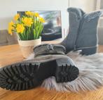 Nieuw! Donkergrijze boots 40 met vachtje, Lage of Enkellaarzen, Nieuw, Ophalen of Verzenden, Onbekend