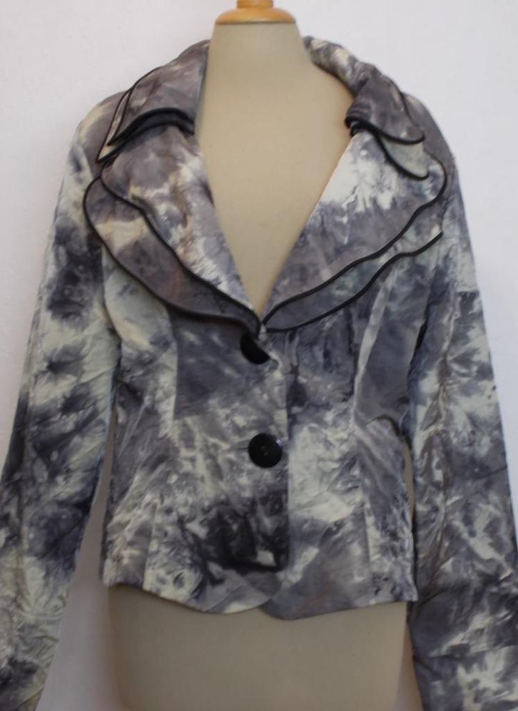Apart grijs jasje met vouwbare kraag van Joseph Ribkoff! 40, Kleding | Dames, Jasjes, Kostuums en Pakken, Zo goed als nieuw, Jasje