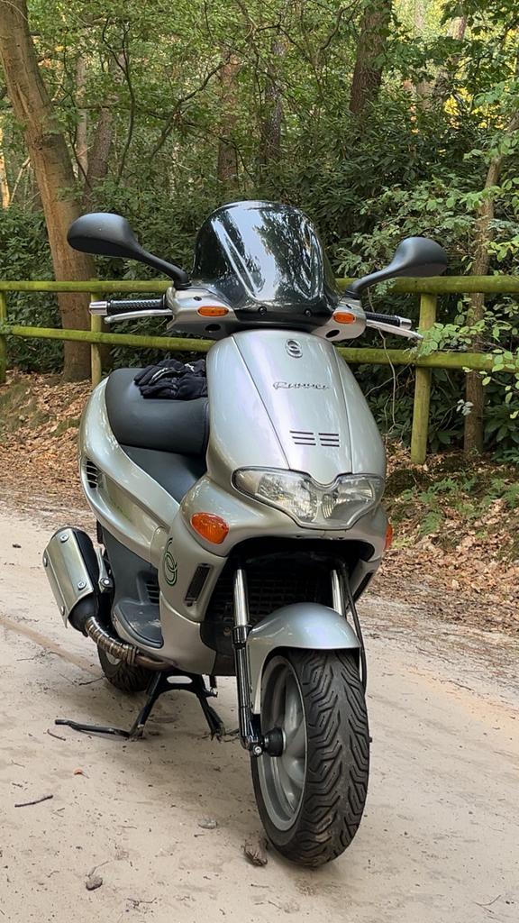 Gilera Runner 172cc Stage 3 DDL A1, Fietsen en Brommers, Scooters | Piaggio, Zo goed als nieuw, Overige modellen, Benzine, Ophalen of Verzenden