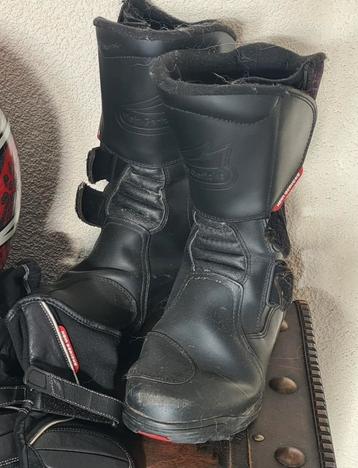 Motorlaarzen dames/kind beschikbaar voor biedingen