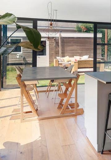 Design Tafel: Verwisselbaar Blad, Goud Frame, Betonlook beschikbaar voor biedingen