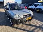 Hyundai Tucson 2.0i Active Joy, Auto's, Hyundai, Parkeersensor, 4 cilinders, Origineel Nederlands, Bedrijf