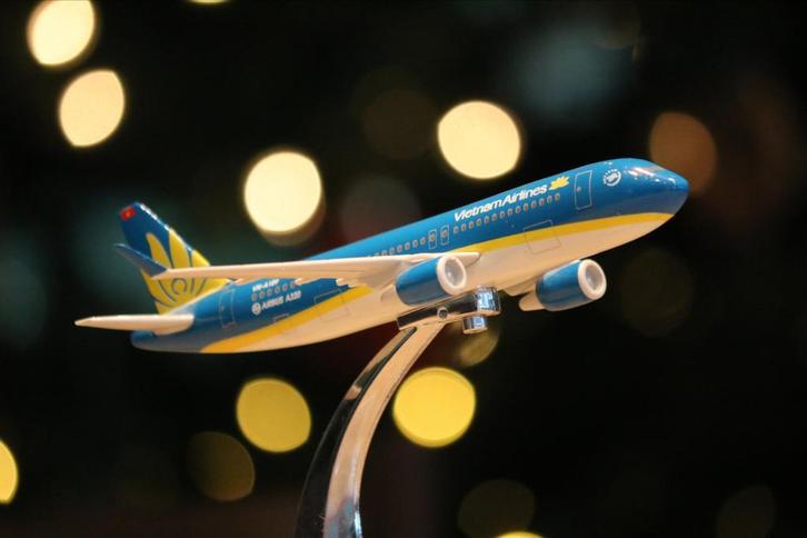 Vietnam Airlines A320 Modelvliegtuig - Schaal 1:200, Hobby en Vrije tijd, Modelbouw | Vliegtuigen en Helikopters, Zo goed als nieuw
