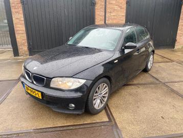 BMW 1 serie e87 voor onderdelen beschikbaar voor biedingen