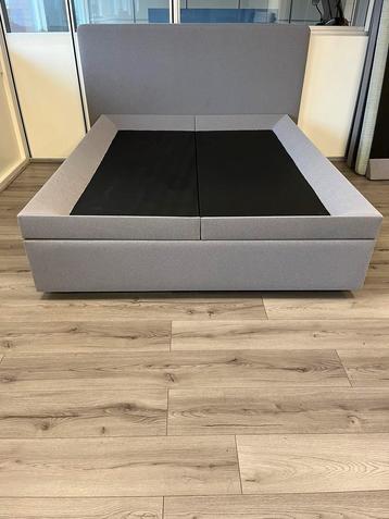 Boxspringlook waterbed 160-200 slaapklaar 2995,00