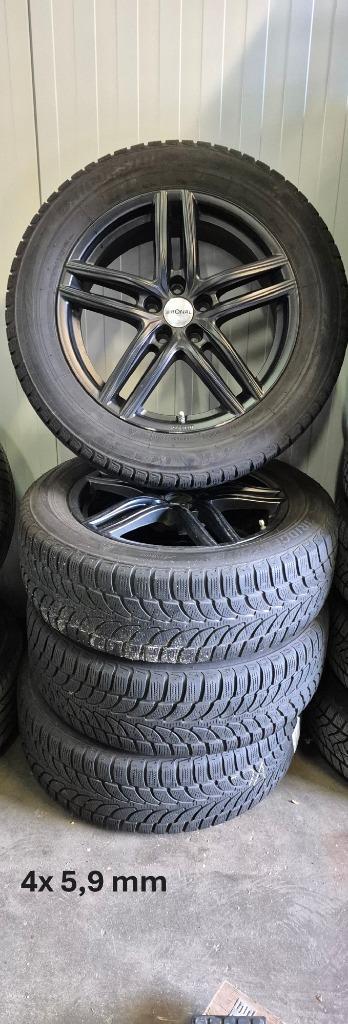 Toyota RAV 4 winterwielen (225/65R17), Auto-onderdelen, Banden en Velgen, Banden en Velgen, Winterbanden, 17 inch, 225 mm, Personenwagen