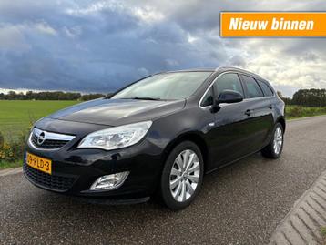 Opel ASTRA 1.4 COSMO / STUURWIELVERWARMING / CRUISE beschikbaar voor biedingen