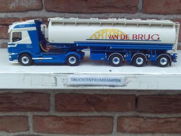 WSI  Daf  XF  SH  With  Lights  van  van  de  Brug. beschikbaar voor biedingen