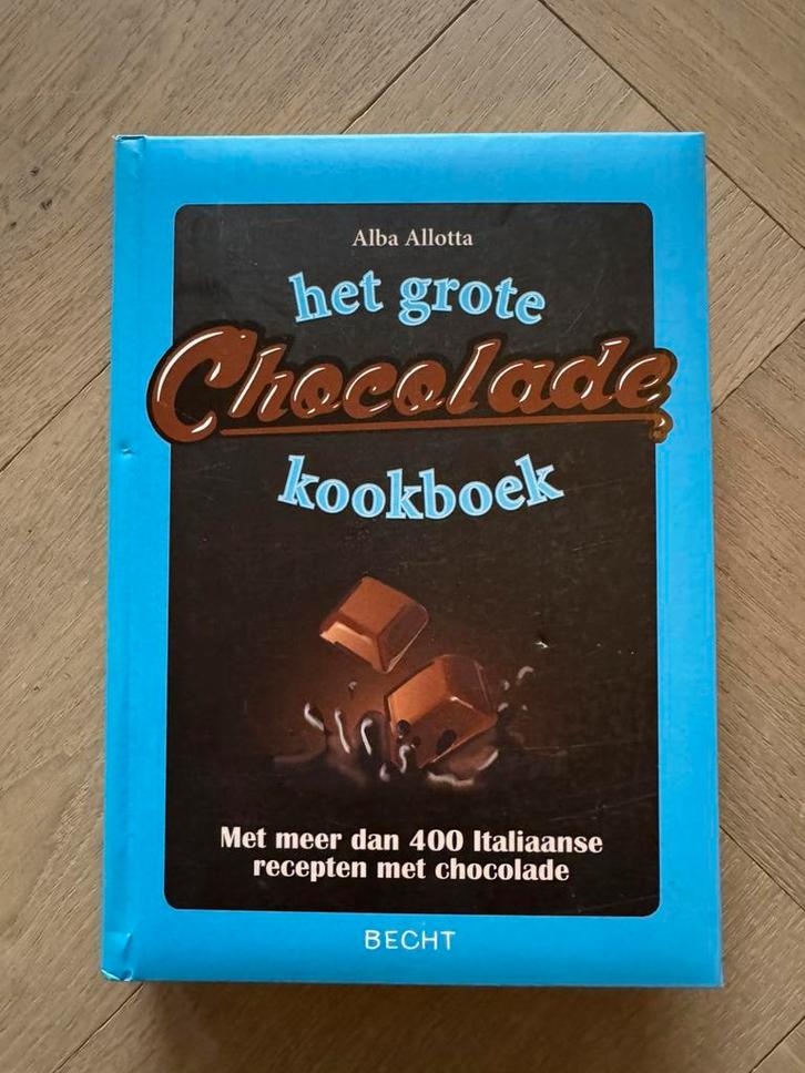 Kookboek Het grote chocoladeboek - Alba Allotta, Boeken, Kookboeken, Zo goed als nieuw, Italië, Ophalen of Verzenden
