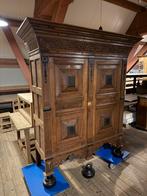 Antieke 18e eeuwse Gelderse kussenkast, Antiek en Kunst, Antiek | Meubels | Kasten, Ophalen