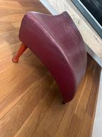 Montis Voetenbank / Hocker - Donkerrood Leer, Huis en Inrichting, Minder dan 50 cm, Gebruikt, Leer, Ophalen of Verzenden