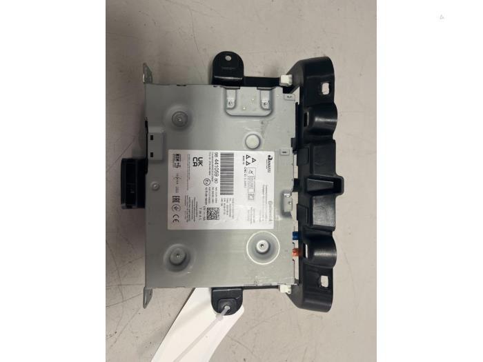 Radio van een Opel Corsa, Auto-onderdelen, Elektronica en Kabels, Opel, Gebruikt, 3 maanden garantie, Ophalen of Verzenden