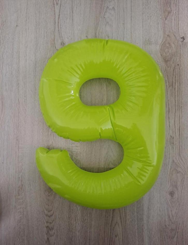 Opblaascijfer 9 of 6 grote groen cijfer nummer versiering, Hobby en Vrije tijd, Feestartikelen, Zo goed als nieuw, Versiering