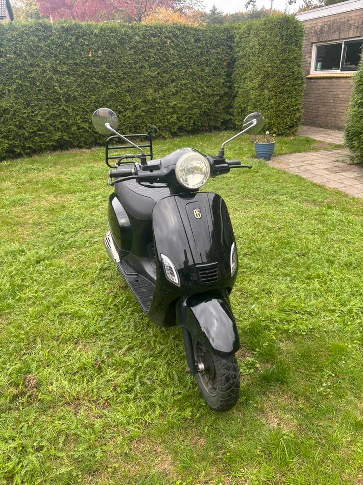 Riva btc, Fietsen en Brommers, Snorfietsen en Snorscooters, Gebruikt, Overige merken, Benzine, Ophalen