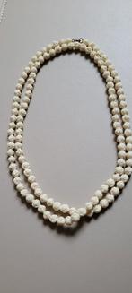 Vintage ketting, Sieraden, Tassen en Uiterlijk, Kettingen, Ophalen of Verzenden, Zo goed als nieuw, Wit, Overige materialen