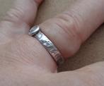 zilveren oude ring [948], Sieraden, Tassen en Uiterlijk, Ringen, Verzenden, Zo goed als nieuw, 17 tot 18, Dame