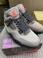 Jordan 4 Spider-Man travis scott 45 11us, Kleding | Heren, Schoenen, Bruin, Nieuw, Ophalen of Verzenden, Sneakers of Gympen