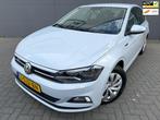 Volkswagen Polo 1.0 TSI Business R-LINE*CRUISE*PARK SENSOREN, Voorwielaandrijving, Gebruikt, Euro 6, 95 pk