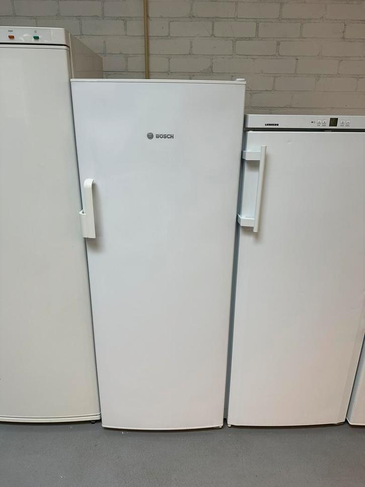 BOSCH No Frost VRIESKAST VRIJSTAAND A++ 200L, Witgoed en Apparatuur, Vriezers en Diepvrieskisten, Refurbished, Vrijstaand, Vrieskast