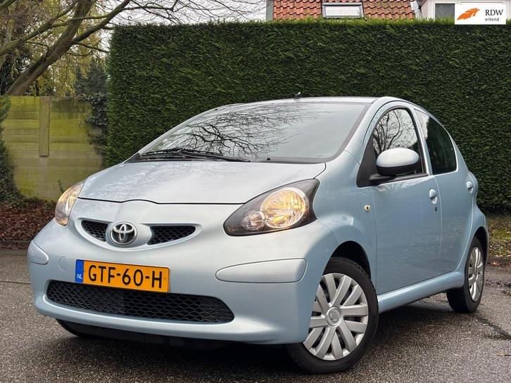 Toyota Aygo 1.0-12V Access | Nieuwe APK | El. Ramen | 5-drs, Auto's, Toyota, Bedrijf, Te koop, Aygo, ABS, Airbags, Elektrische ramen