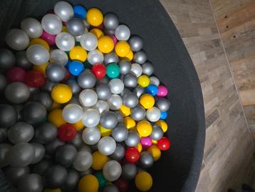 Ballenbak kind beschikbaar voor biedingen