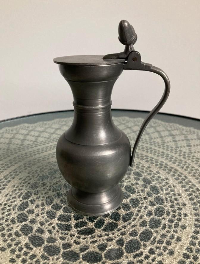 Antieke tinnen vijzel met stamper en een tinnen kannetje, Antiek en Kunst, Antiek | Tin, Ophalen of Verzenden