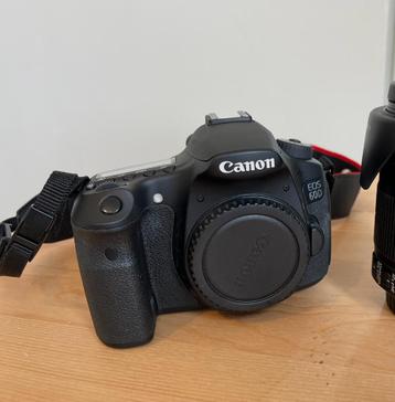 Canon 60D body, weinig clicks, zgan beschikbaar voor biedingen