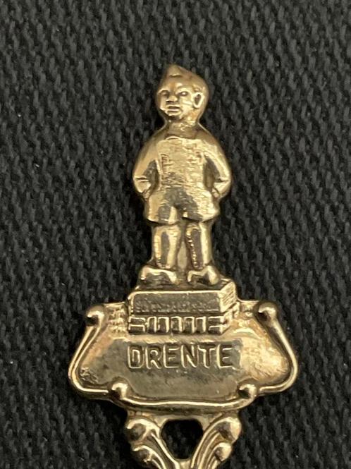 Lepeltje uit Drenthe, Antiek en Kunst, Antiek | Bestek, Ophalen of Verzenden