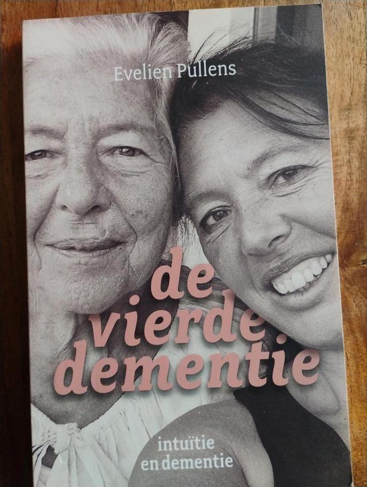 De Vierde Dementie - Evelien Püllens, Boeken, Advies, Hulp en Training, Zo goed als nieuw, Ophalen of Verzenden