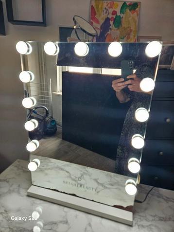 bright beauty opmaakspiegel beschikbaar voor biedingen