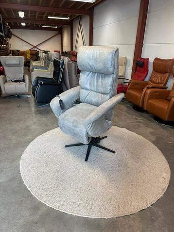 Relaxfauteuil , relax fauteuil sta op stoel Meubelzorg beschikbaar voor biedingen