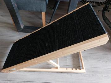 Verstelbare trap voor hond kat konijn  beschikbaar voor biedingen