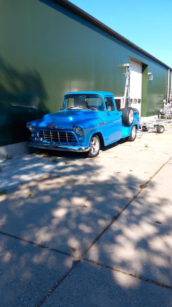 Chevrolet apache 3200 1956 V8 automaat € 69500, Auto's, Oldtimers, Bedrijf, Te koop, Elektrische stoelverstelling, Lichtmetalen velgen