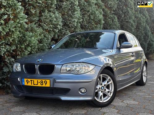 BMW 1-serie BMW 1-serie 120i | Automaat| Trekhaak, Auto's, BMW, Bedrijf, Te koop, 1-Serie, ABS, Airbags, Airconditioning, Boordcomputer