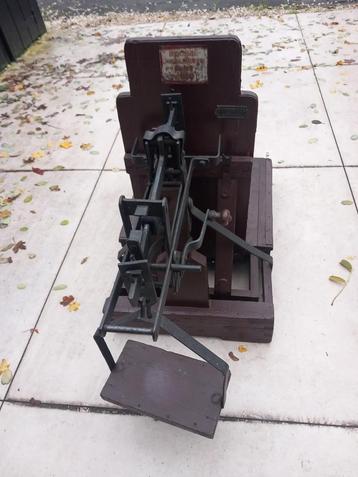 bascule beschikbaar voor biedingen