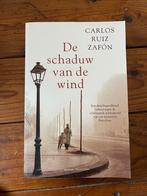 De schaduw van de wind - Carlos Ruiz Zafón, Ophalen, Zo goed als nieuw, Europa overig