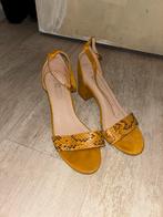 Dames Schoenen Maat 39, Ophalen of Verzenden, Zo goed als nieuw, Geel, Sandalen of Muiltjes