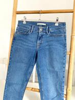 Levi spijkerbroek W27 L30 710 super skinny levi’s, Ophalen of Verzenden, Zo goed als nieuw, Blauw, W27 (confectie 34) of kleiner