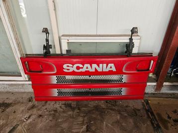 Scania 4 serie grill beschikbaar voor biedingen