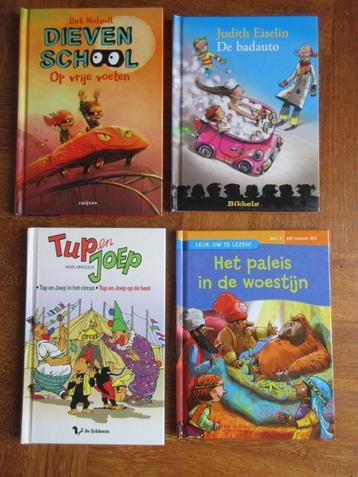 4 x boeken Avi M4 / E4 beschikbaar voor biedingen