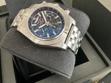 Breitling chronomat 44 / b01 flying fish AB0110 compleet beschikbaar voor biedingen