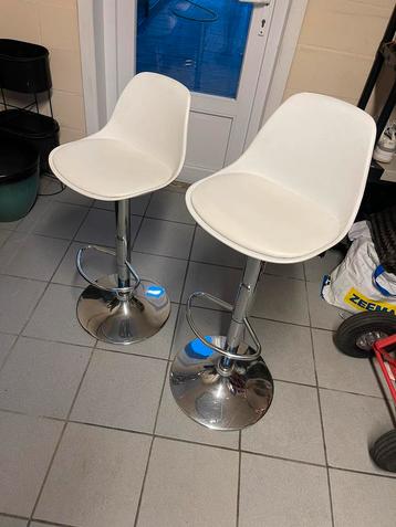 Bar / salon kruk beschikbaar voor biedingen