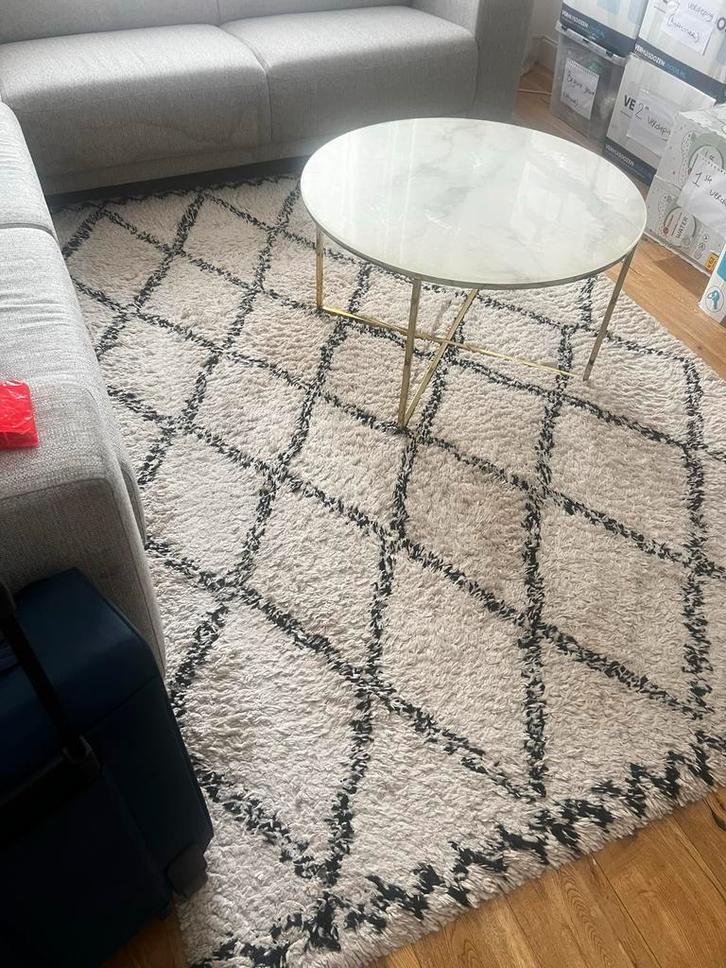 Ruiten zwart creme vloerkleed kwantum ophalen in den haag, Huis en Inrichting, Stoffering | Tapijten en Kleden, Zo goed als nieuw