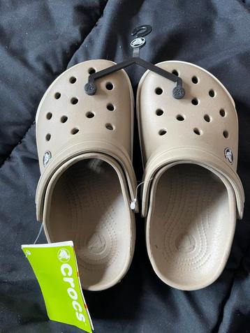 Nieuwe crocs maat 33/34 beschikbaar voor biedingen