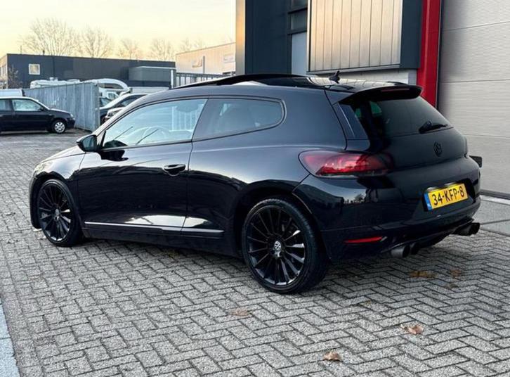 Volkswagen Scirocco 2.0 TSI DSG 2009 Zwart, Auto's, Volkswagen, Particulier, Scirocco, ABS, Airbags, Bluetooth, Cruise Control