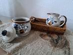Aardewerk roomstel melkkan en suikerpot met dienblad, Gebruikt, Overige typen, Ophalen of Verzenden, Overige stijlen