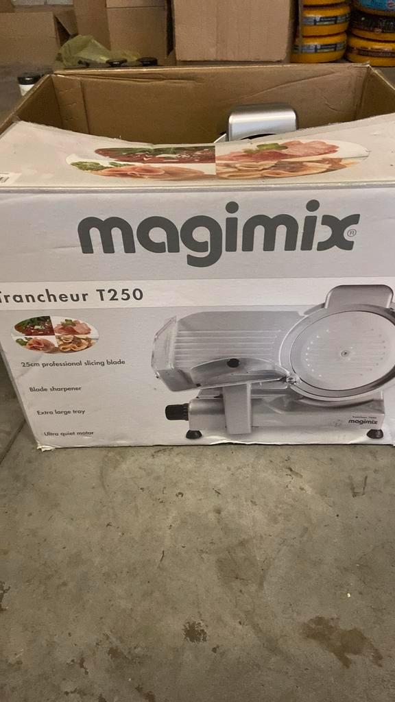 Magimix Trancheur T250 Snijmachine, Huis en Inrichting, Keuken | Keukenbenodigdheden, Zo goed als nieuw, Ophalen of Verzenden