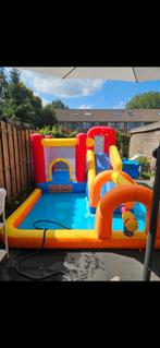 Baralir bouncy castle incl windblazer, Ophalen, Zo goed als nieuw