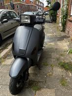 Senzo scooter mat grijs, Fietsen en Brommers, Snorfietsen en Snorscooters, Gebruikt, Benzine, Ophalen, Overige merken